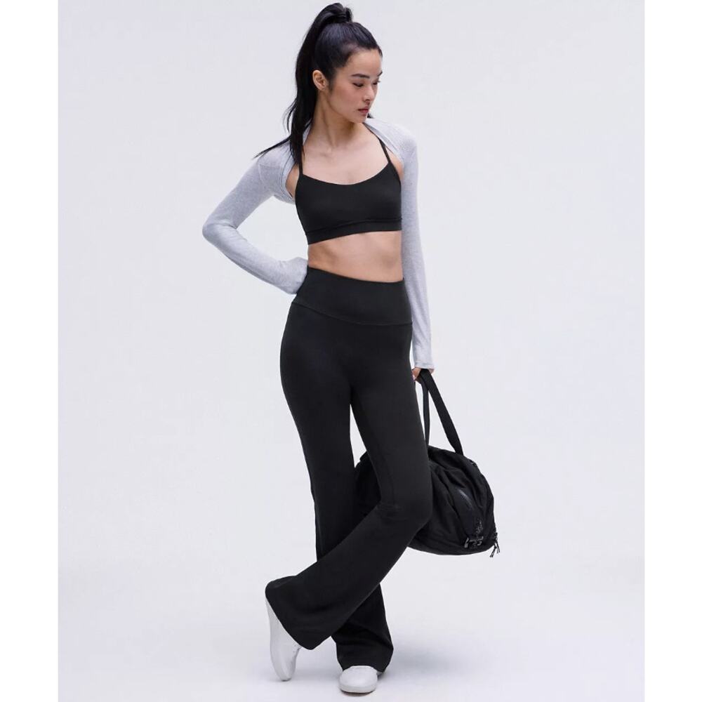 NWT Lululemon Groove Nulu Super-High-Rise Flared Pant Regular in Black Size 8